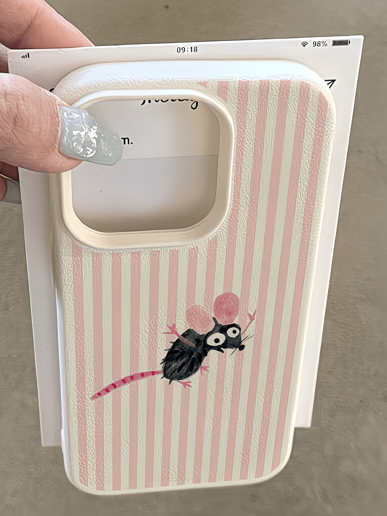 1pc White Striped Cartoon Cute Mouse Minimalist Shockproof TPU Phone Case, Compatible With Apple 17, 16, 15, 14, 13, 12, 11 Pro Max, Air, And Series