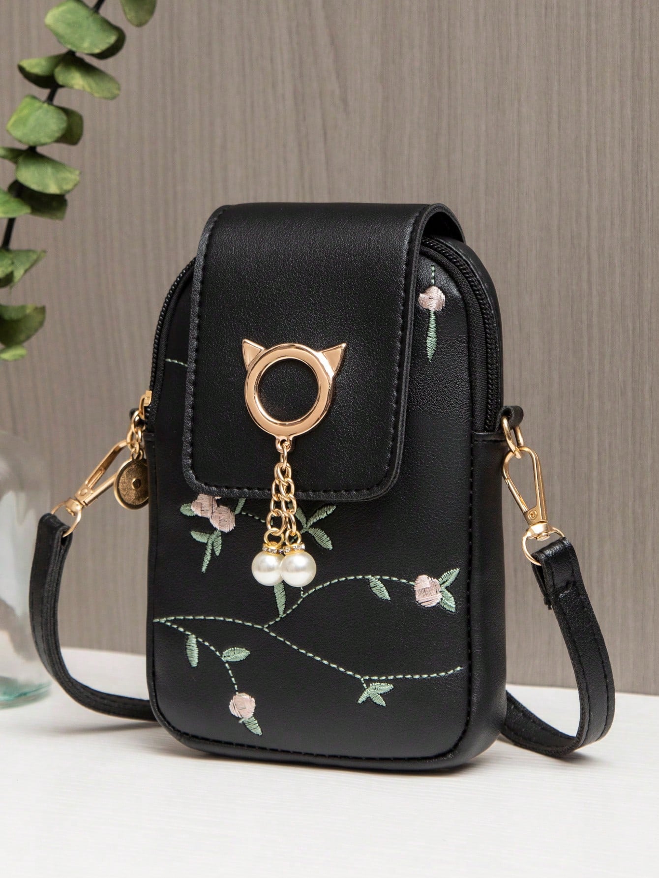 2024 New Women Bag Wholesale, Versatile Shoulder Messenger Bag, Sweet Square Bag For Spring/ Summer