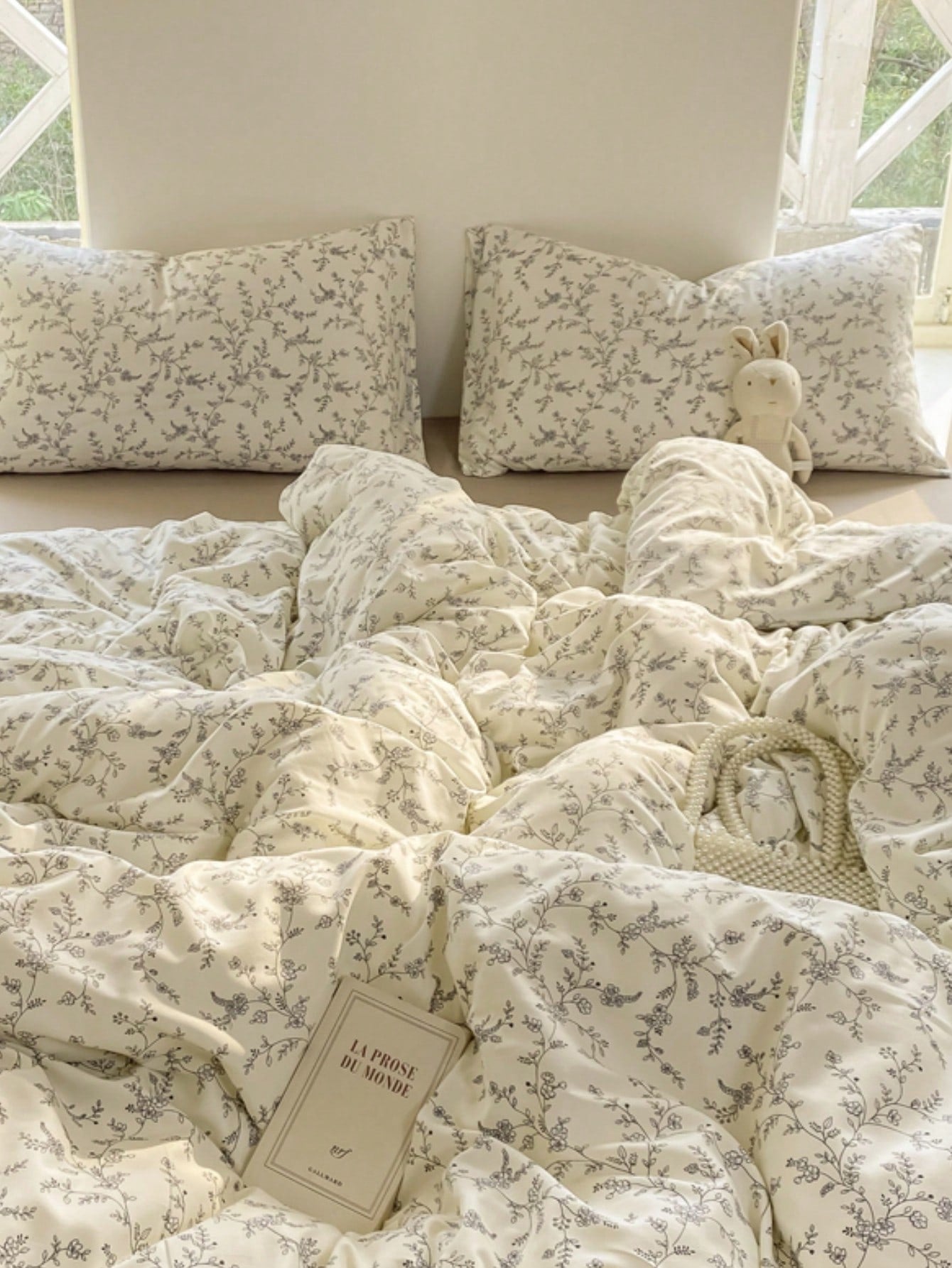 4pcs Branch Blossom Duvet Cover Set (1*Duvet Cover + 1*Bed Sheet + 2*Pillowcases, No Filling) Fresh Floral Grey Branch Leaves Solid Color Bed Sheet Valentine's Day Daily Use 100% Polyester Fiber All S