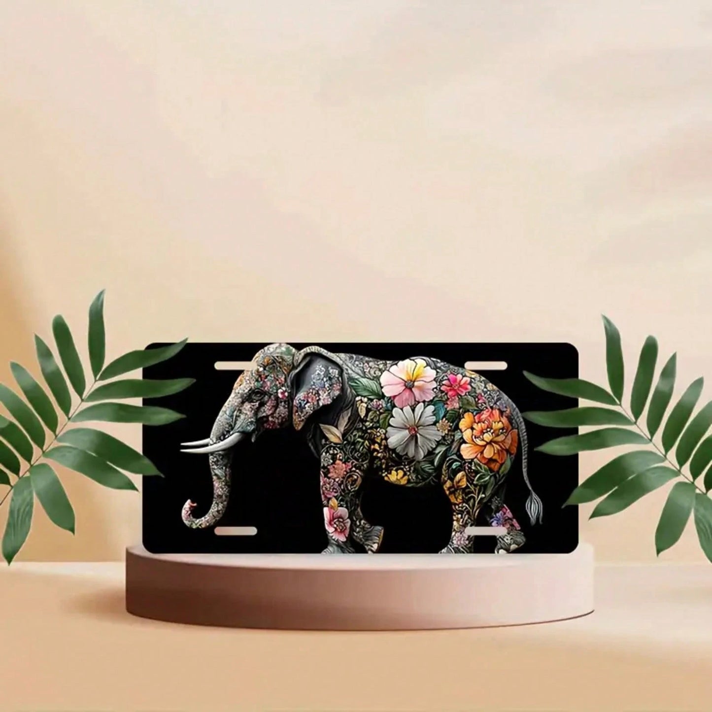 CP A 2D Design, Including Decorative License Plate Cover And Frame, Adorned With Floral Decoration And An Elephant. Made Of Waterproof Aluminum, Suitable For Both Men And Women, With Dimensions Of 12i