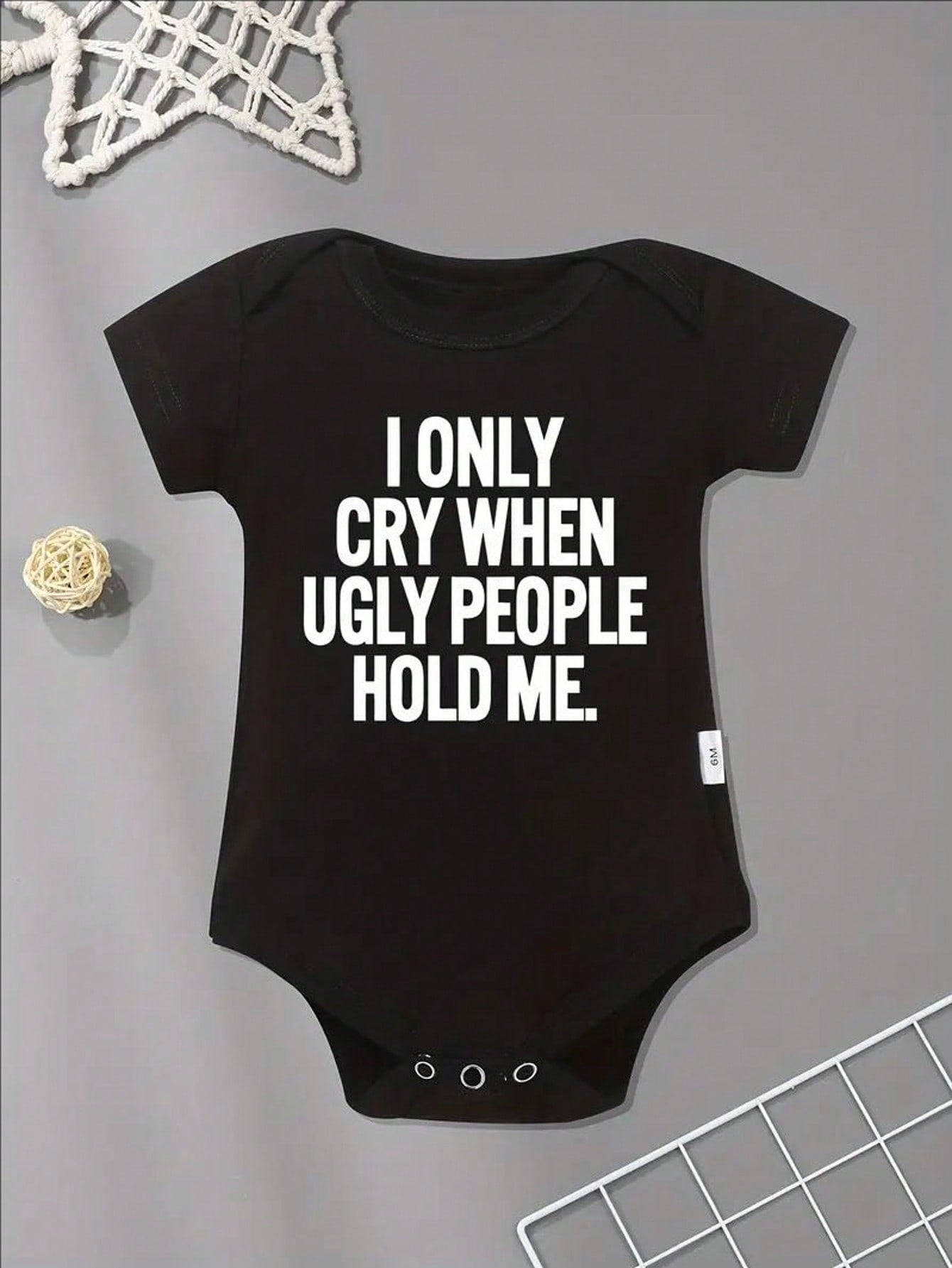 "I Only Cry When Ugly People Hold Me" Letter Print Baby Bodysuit- Soft Cotton Blend, Casual Round Neck, Machine Washable- Ideal For Newborns To 12 Months, Baby Romper, Perfect For Outdoor