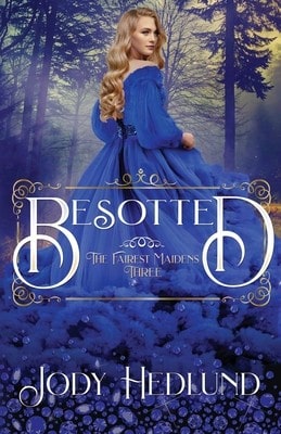 Pre-Owned Of Beast And Beauty (Paperback) By Chanda Hahn