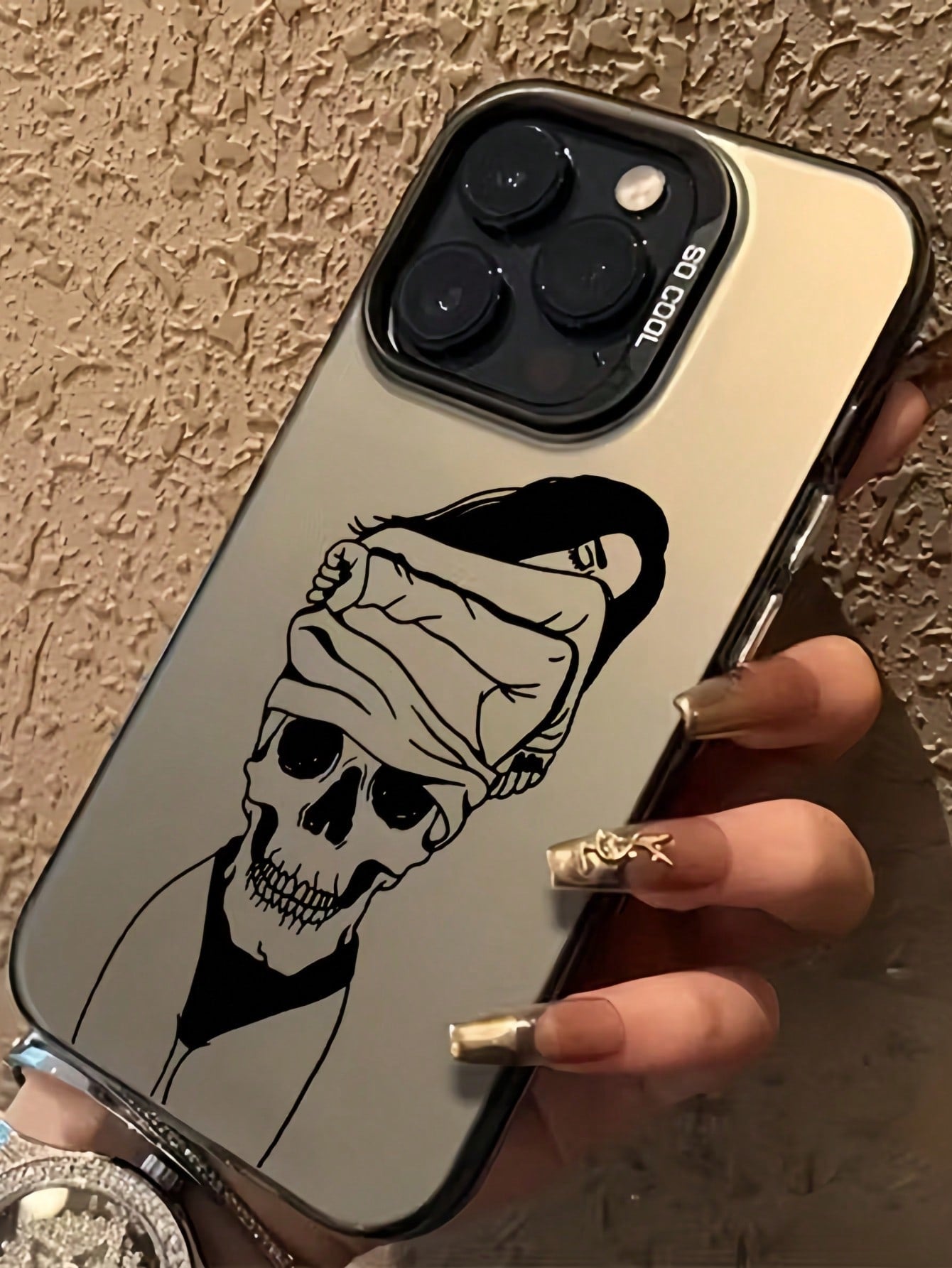 Skeleton 1pc Black Matte IMD Colorful Laser Engraved Personalized Line Art Female Skull Graphic Phone Case, Compatible With IPhone 16 Pro Max, 17/16/15/14 Plus, 13/12/11, Air, Series
