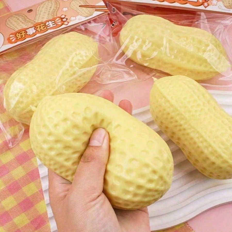 1/2Pcs Good Luck Peanut Squeeze Toy, TPR Realistic Slow Rebound Stress Relief Fidget Toy, Sensory Anxiety Relief Squishy For Kids Teens Adults, Portable Desk Toy For Office School Party, Ideal Holiday