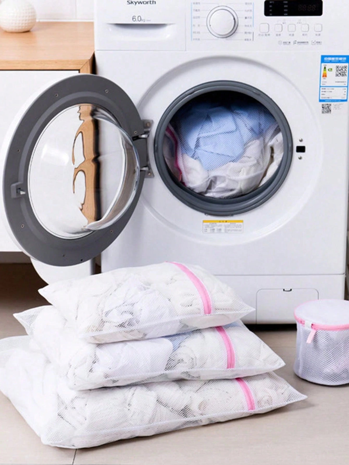 1/3pcs Honeycomb Mesh Laundry Bags, Anti-Tangle Zipper Laundry Bags For Washing Machine, Bra Underwear Clothing Bags, Reusable Sorting Wash Bags, Prevent Tangling And Clothing Damage, Suitable For Hom