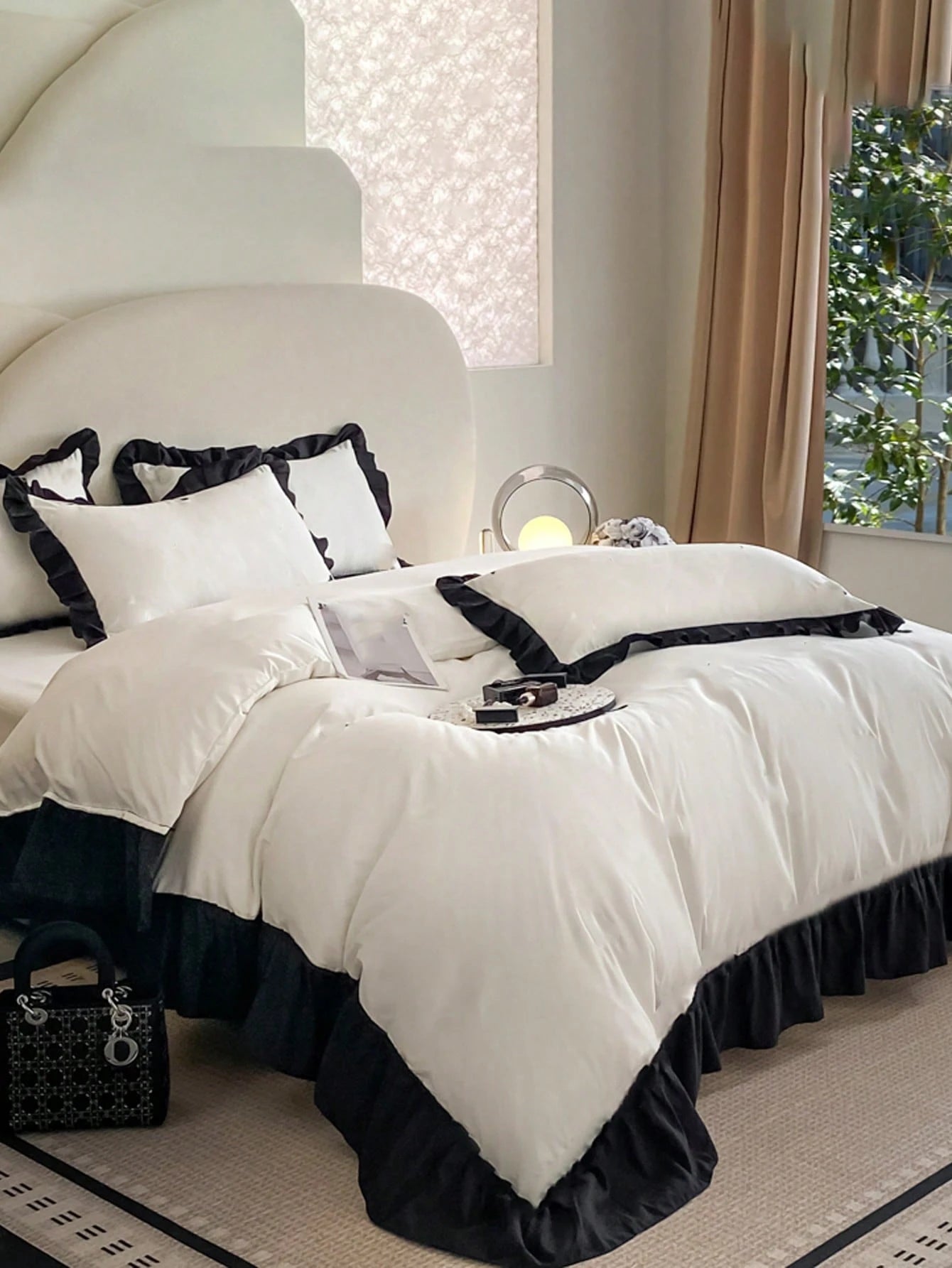 1 Duvet Cover + 2 Pillowcases 3 Pieces Set, White & Black Ruffled Soft & Comfortable, Suitable For Bedroom & Guest Room, Machine Washable, All Season