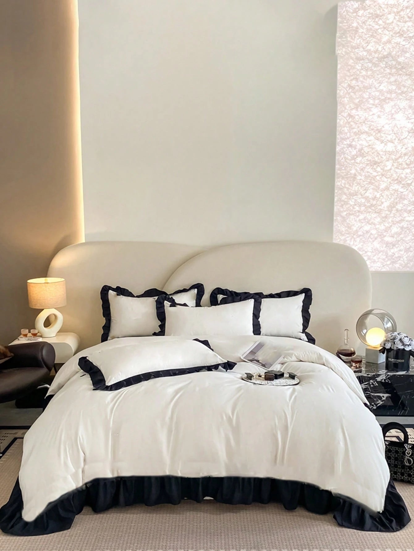 1 Duvet Cover + 2 Pillowcases 3 Pieces Set, White & Black Ruffled Soft & Comfortable, Suitable For Bedroom & Guest Room, Machine Washable, All Season