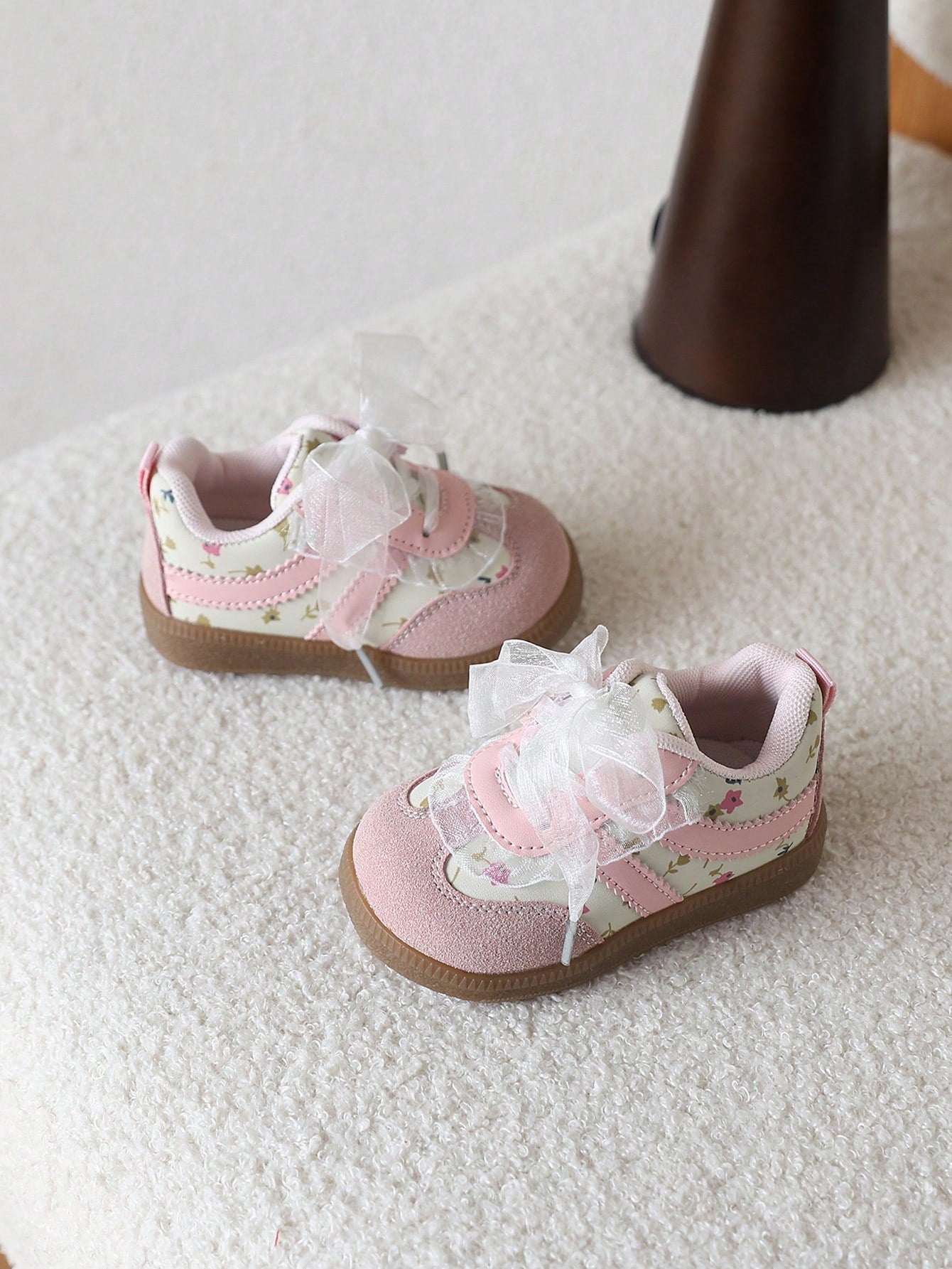 1 Pair Fashionable Infant Toddler Shoes, New Everyday Wear Design, All Season