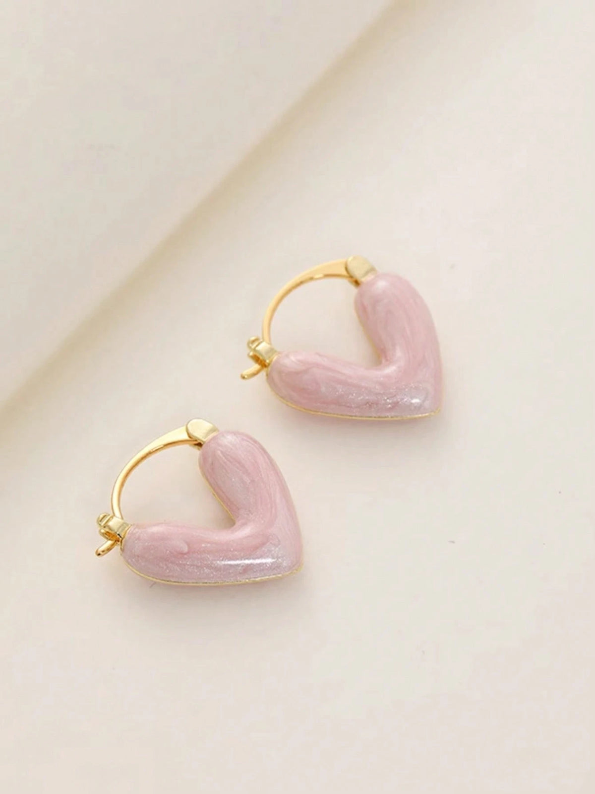 1 Pair Gold-Plated Pink Heart Shaped Earrings, Cute Enamel Pendant Earrings, Fashionable Y2K Jewelry Gift For Women,Summer,Jewellery,Festival,Accessories