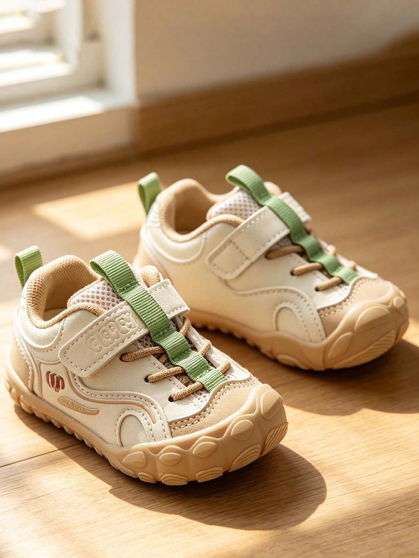 1 Pair PU Spring/Autumn Infant Toddler Walking Shoes, Anti-Collision Toe Lightweight Breathable Hook & Loop Athletic Shoes