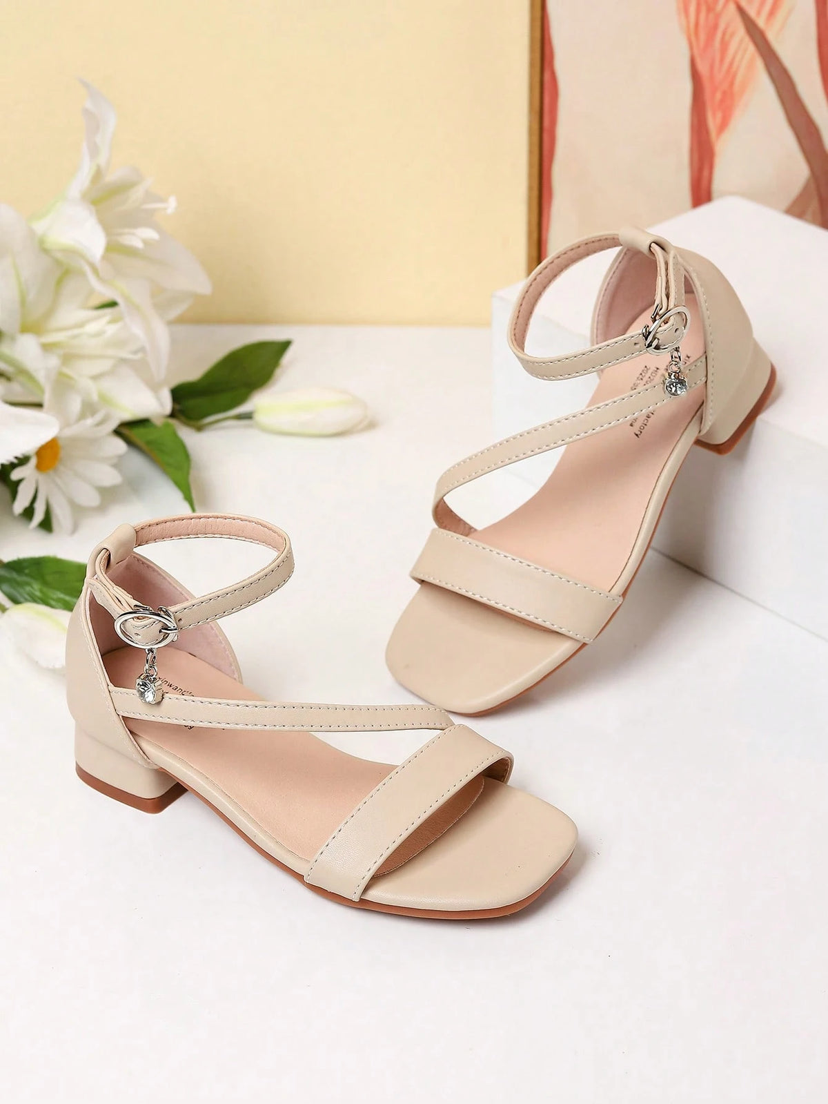 1 Pair Summer New Girls' Fashion Roman High Heel Sandals, Diagonal Strap Decor Personalized Elegant Dignified Elegant, Girls' High Heel Dance Shoes, Student Performance Daily Activity Sandals