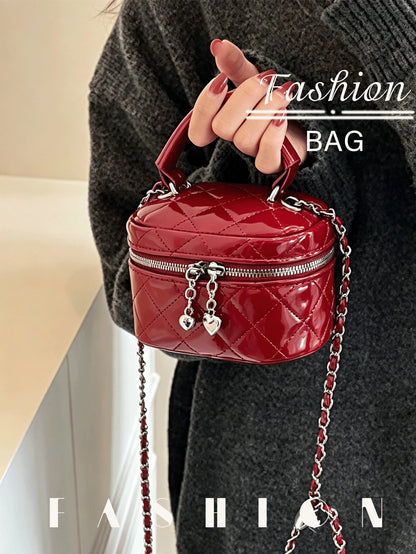 1 PC Stylish Glossy Mini Square Bag Quilted Chain Bag For Women Y2K Mini Square Bag Party Crossbody Bag Mini Bag Cosmetic Bag Quilted Bag