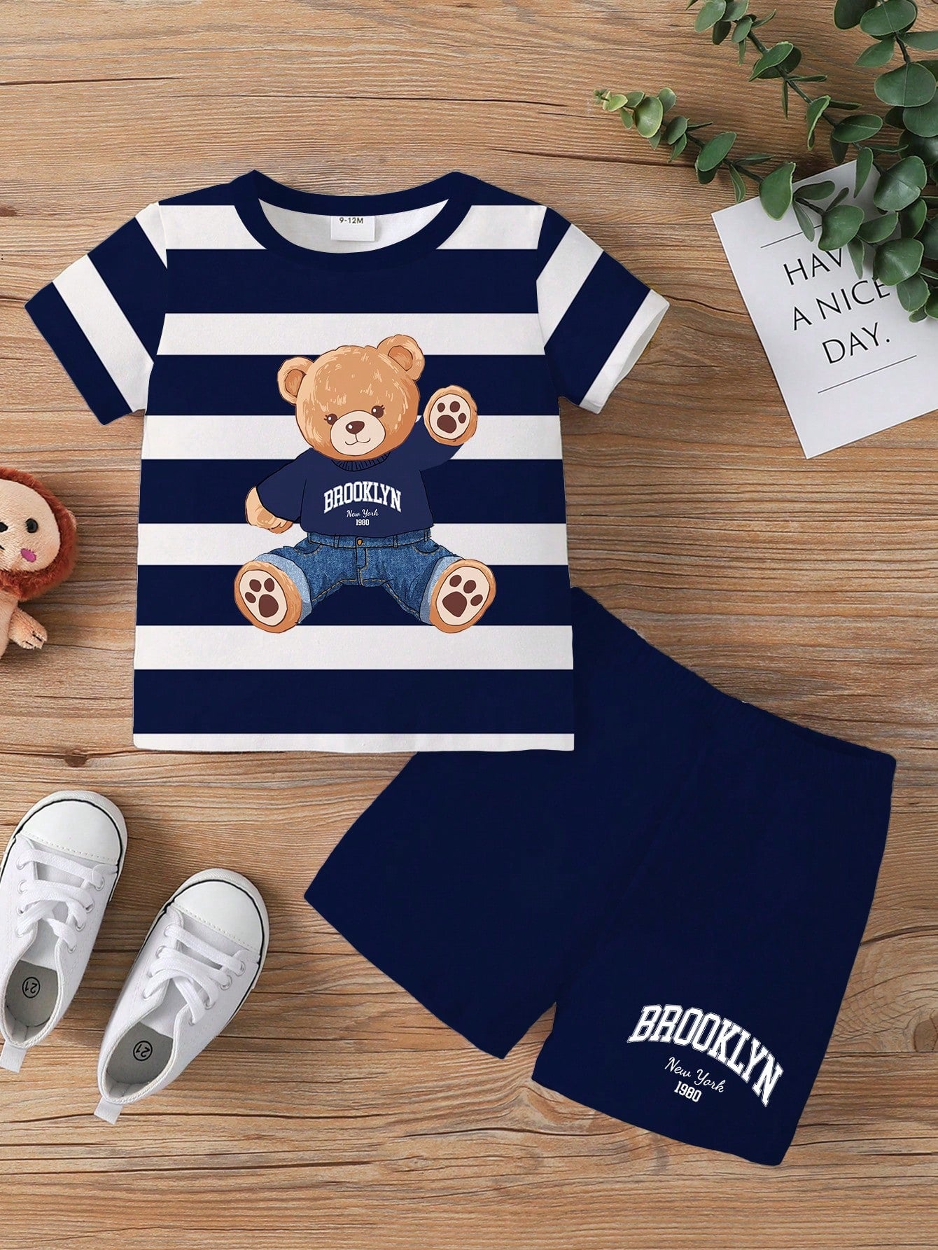1 Set Baby Boy Casual Cute Bear & Stripe Print Round Neck Short Sleeve T-Shirt Paired With Brooklyn Navy Shorts Set, Suitable For Summer Outings