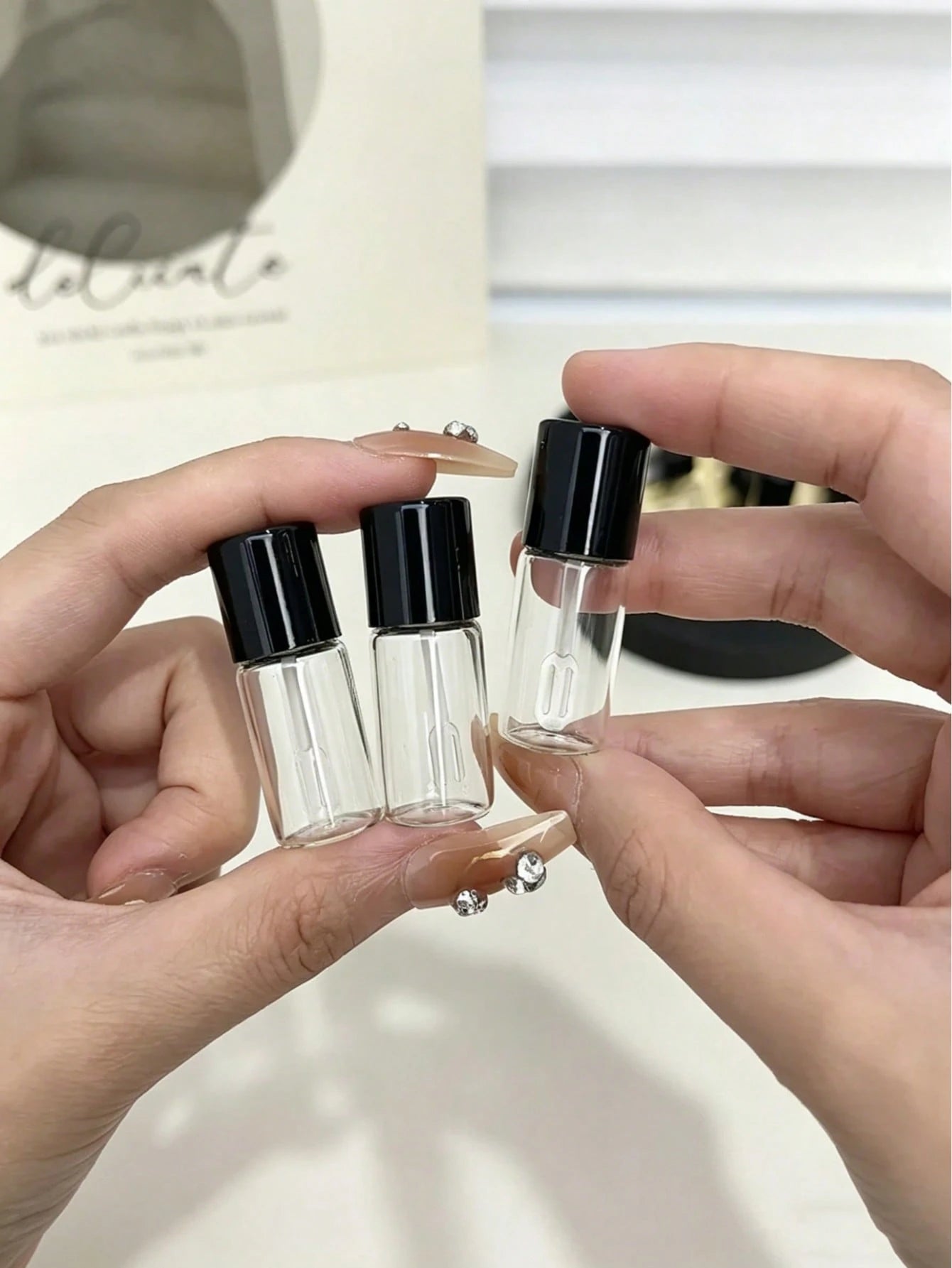 10/6/5/2/1pc Mini Travel Refill Bottles, 3ml Portable Makeup Containers For Foundation, Concealer & Lipstick, Leakproof Screw Caps, Refillable Cosmetic Sample Jars For Travel, Vacation, Outdoor Use, B