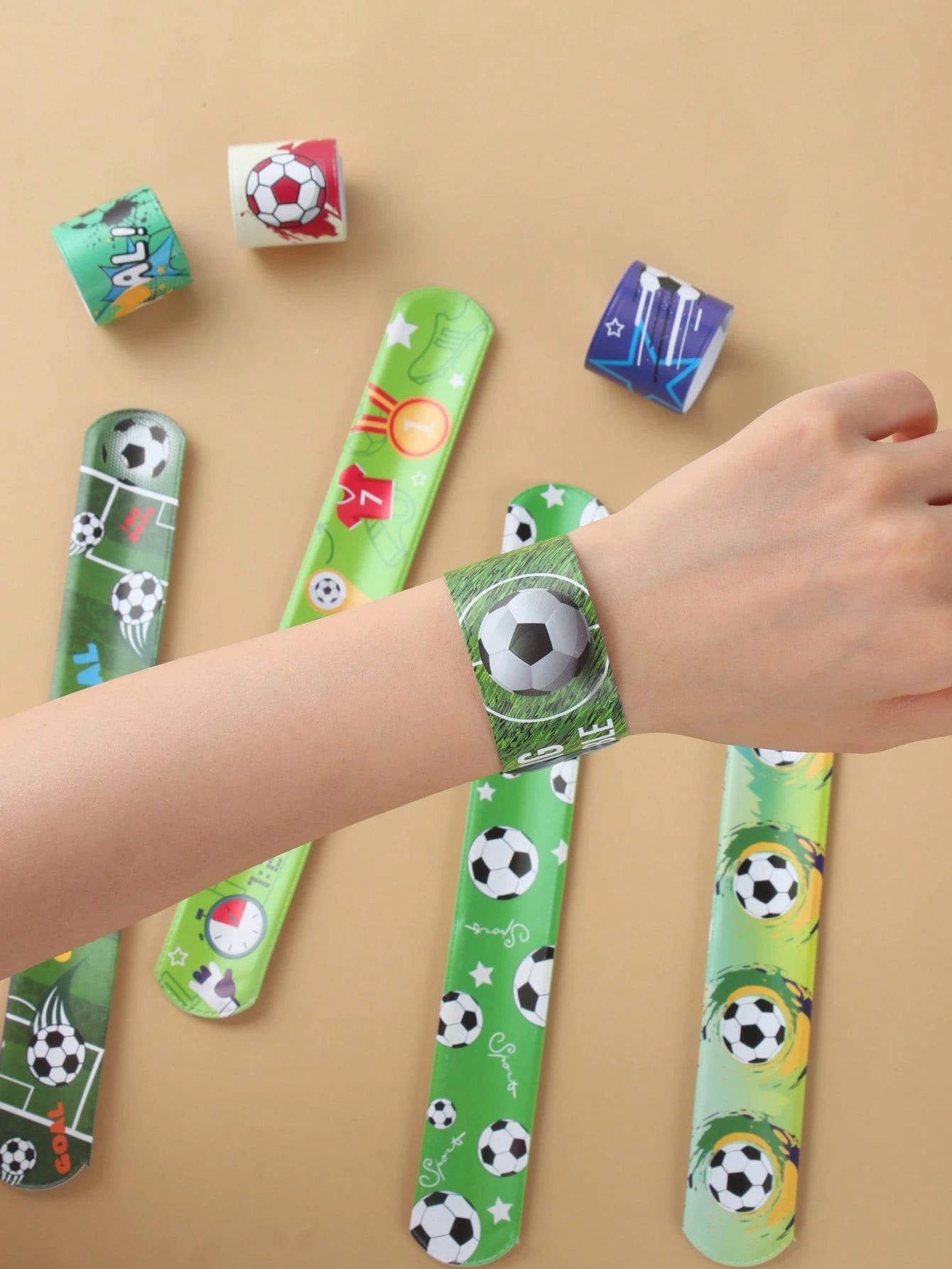 12pcs Racing Theme Plastic Slap Bracelets, Racing Slap Bracelets, Birthday Wedding Decoration, Baby Boy Shower Supplies, Gender Reveal Party Supplies, Racing Theme Birthday Party Decoration, 1st Birth