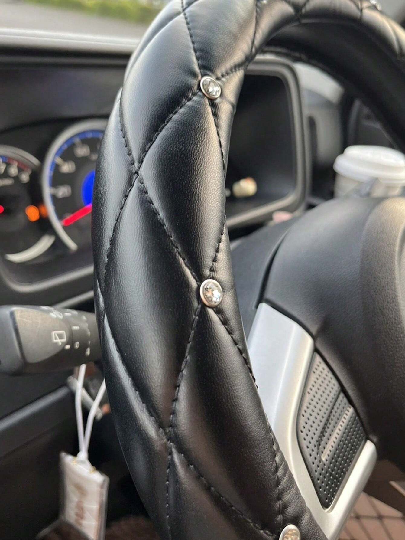 15-Inch Diamond Faux Leather Steering Wheel Cover- Black & White
