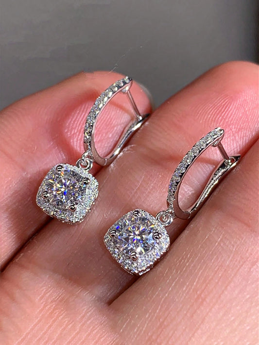 1pair French Palace Style Copper Micro-Set Cubic Zirconia Earrings, Versatile And Exquisite Elegant Design Ear Studs For Women's Banquet And Wedding Wear