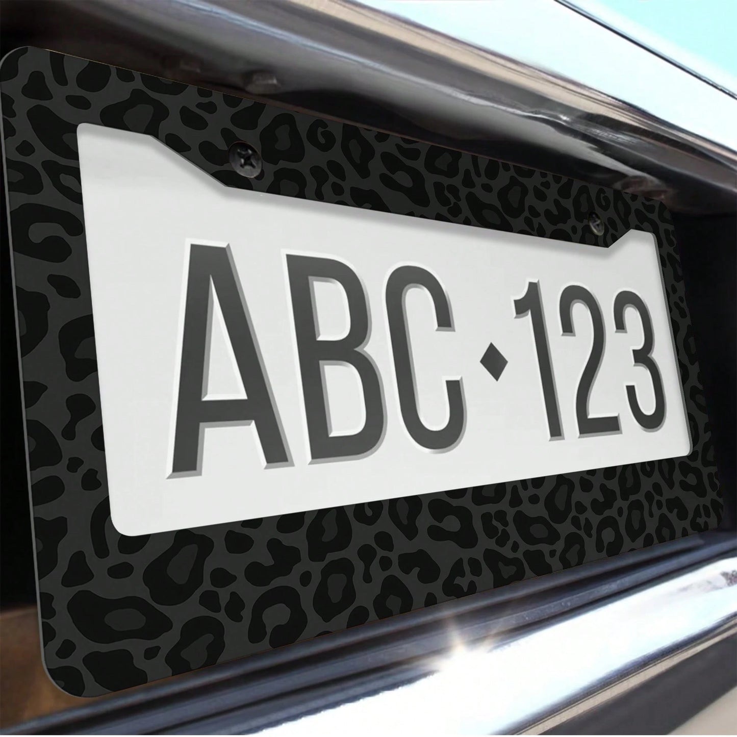 1pc, 1 One Black Leopard Print License Plate Frame, Car Decoration Accessories Aluminum Rust-Proof Crash-Resistant Weather-Resistant Number Plate Bracket, Suitable For American Standard Vehicles, 16*3