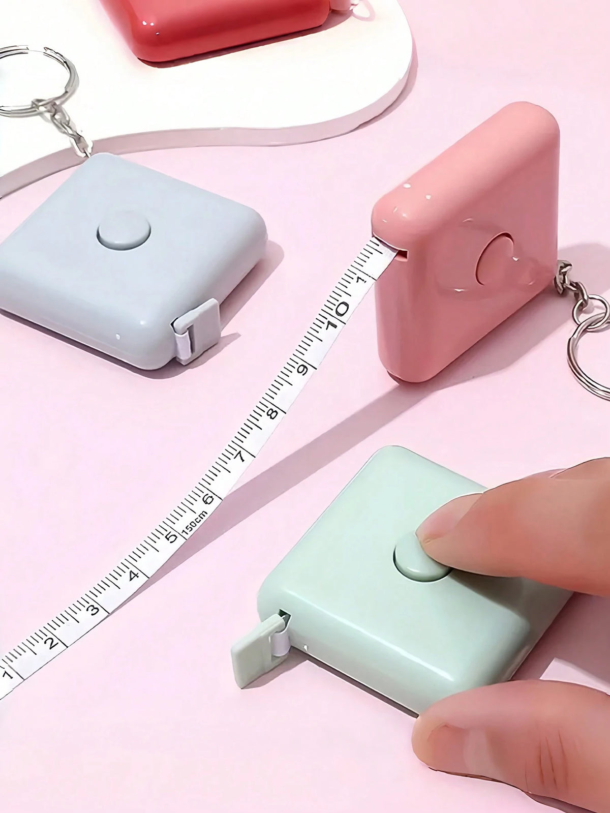 1pc 59.06-Inch Mini Retractable Tailor Sewing Body Measuring Tape, Dual Scale For Sewing, Knitting, Crafting, Random Color Tape Measure