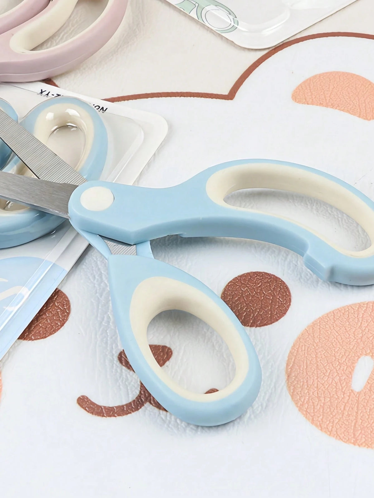 1Pc 6.5" (16.5cm) Multi-Purpose Stainless Steel Scissors For Office And Home Use- Durable, Portable, Multi-Purpose Craft And Paper Cutting Tool With Comfort Grip Handles,Back To School,School Supplie