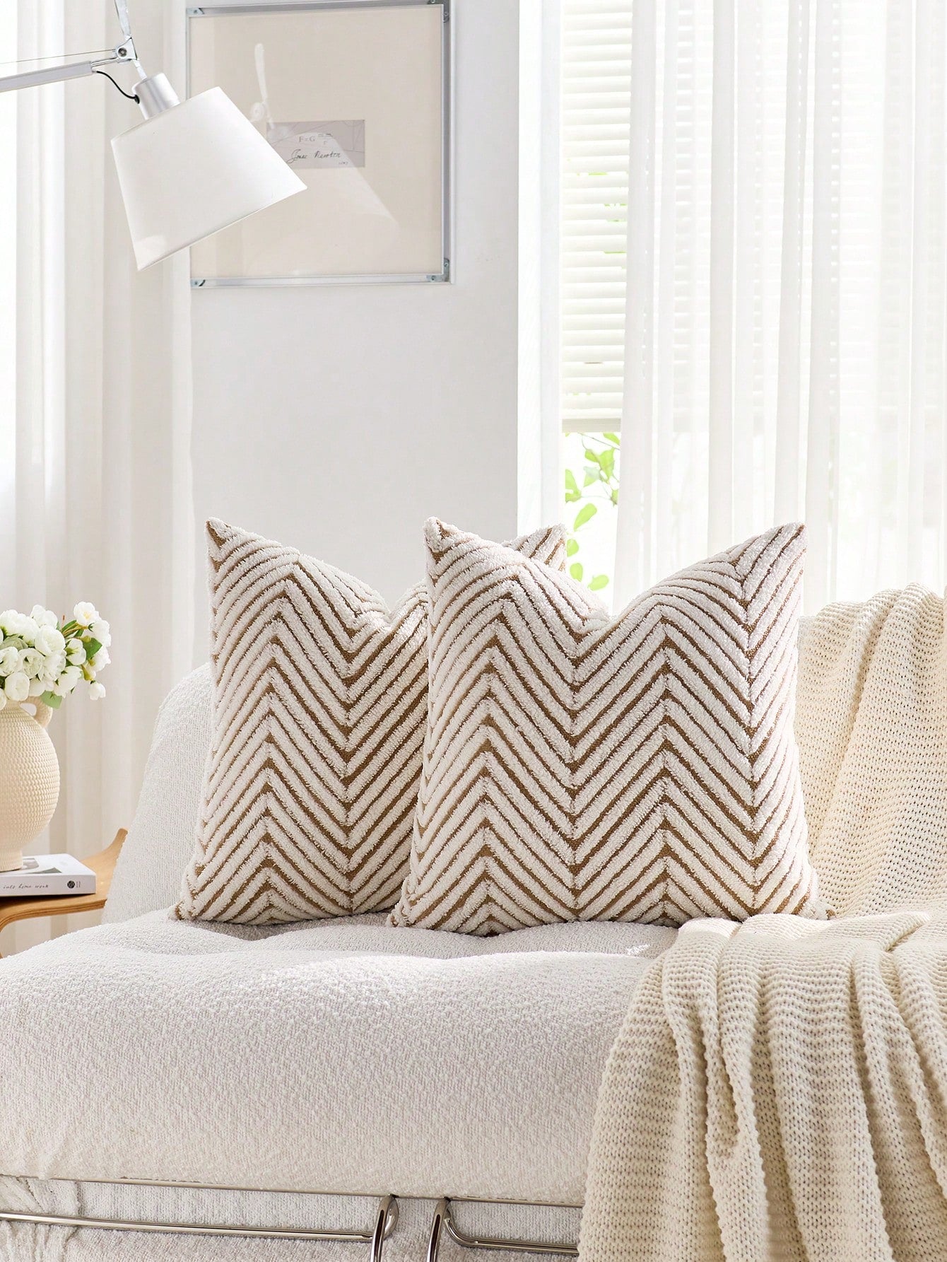 1pc Brown & White Bohemian Geometric Plush Decorative Pillow Cover (Pillow Insert Not Included), Reverse Side In Fleece Fabric, Square Cushion Cover, Holiday Home Pillow Decor, Soft & Comfortable Plus