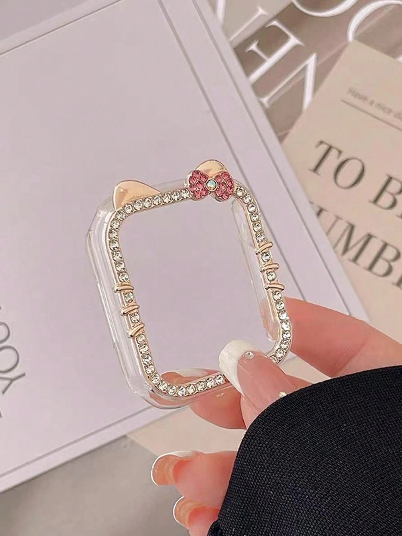 1pc Cartoon Cat Design Case, No Screen Protector, Direct Touch Screen With No Delay, Sparkling Rhinestone Decor, Compatible With Apple Watch SE/8/7/6/5/4/3/2/1, 40/41/44/45/38/42/44/46mm, Shockproof/S