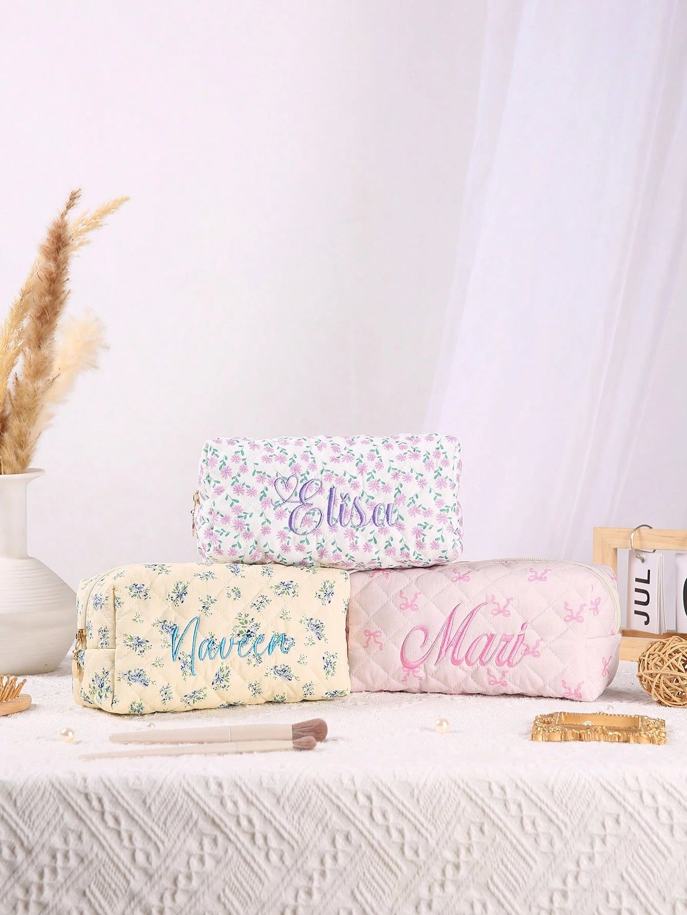 1pc Customizable Cosmetic Bag, Large Capacity Embroidered, Gift For Girlfriend, Family, Sisters, Business Travel, Vacation, Bridesmaids, Bridesmaid Proposal Gift, Travel Organizer, Wedding, Mother's D
