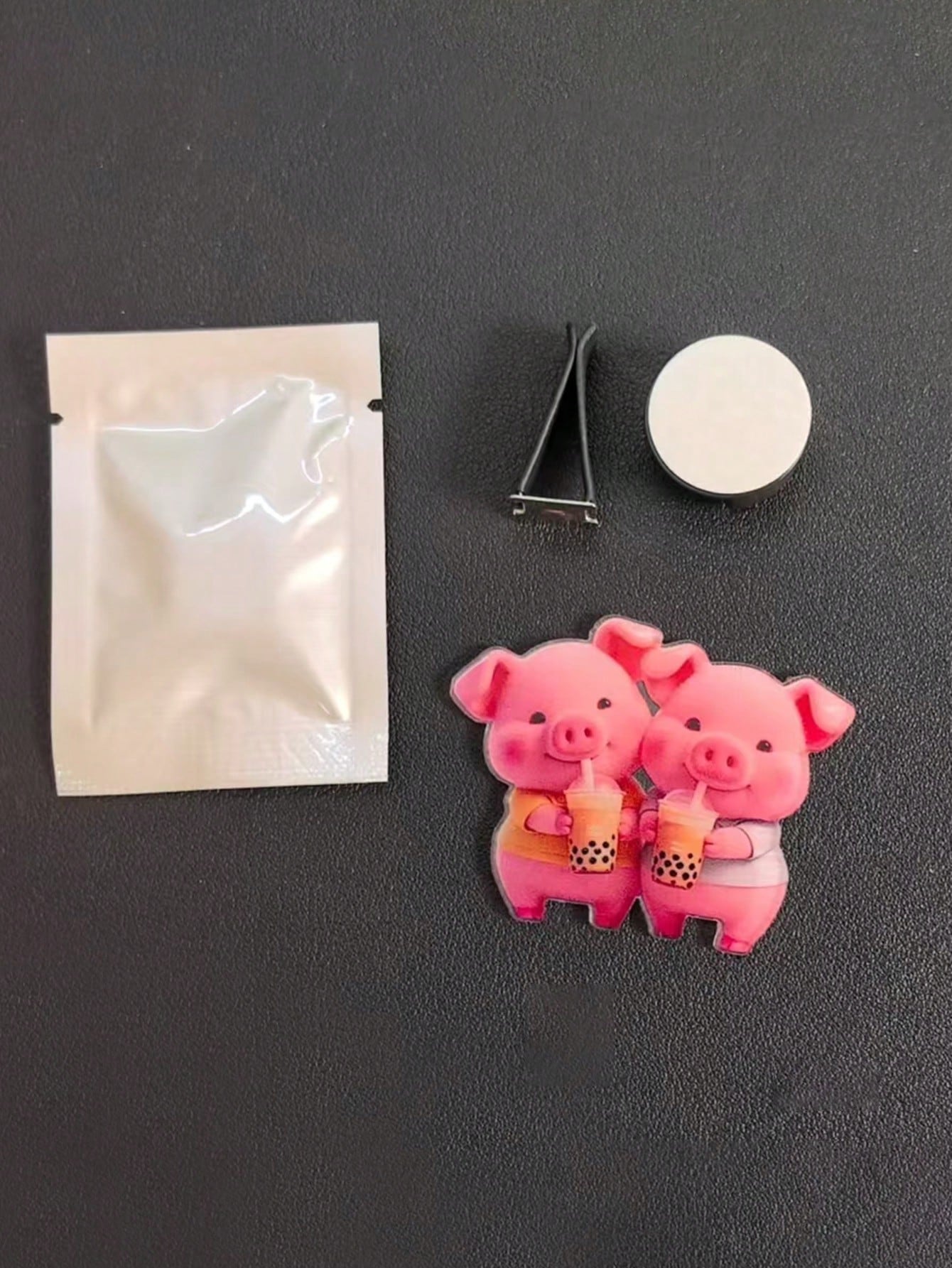 1pc Cute Piglet Drinking Bubble Tea Acrylic Car Air Vent Clip Fragrance Diffuser, Car Air Freshener Vent Clip, Car Interior Decor