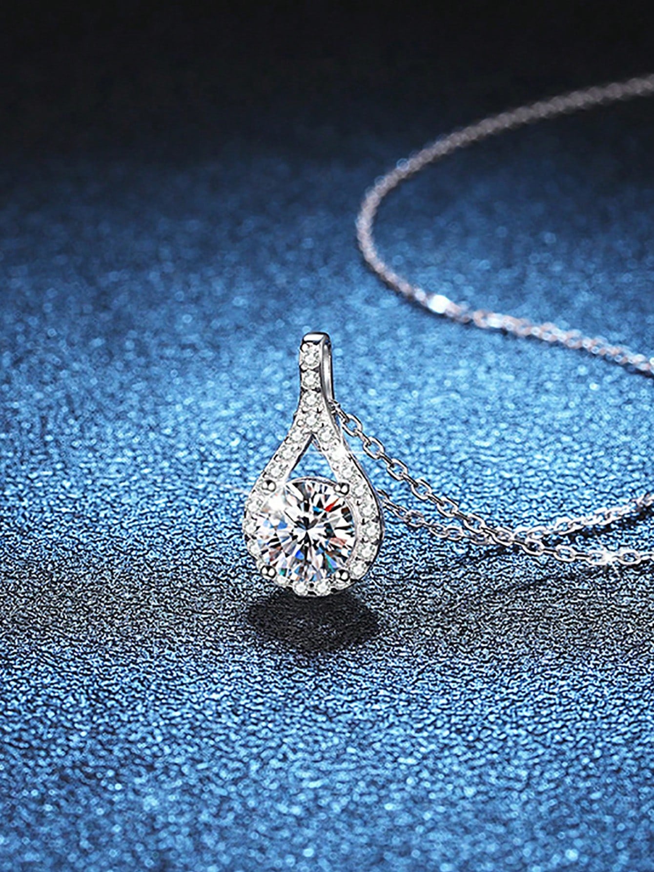 1pc Elegant And Luxurious 925 Silver 1 Carat Moissanite Diamond Necklace, Suitable For Women's Daily Wear, Work, Party, And Jewelry Gift