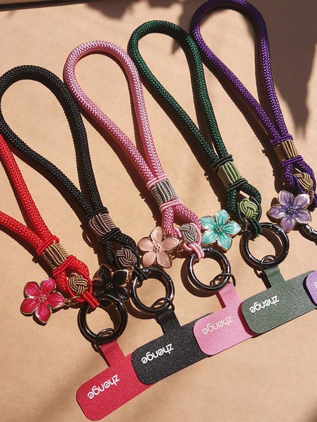 1pc Elegant Floral Handmade Lanyard, Short Phone Strap, Wristlet, Keychain, USB Holder