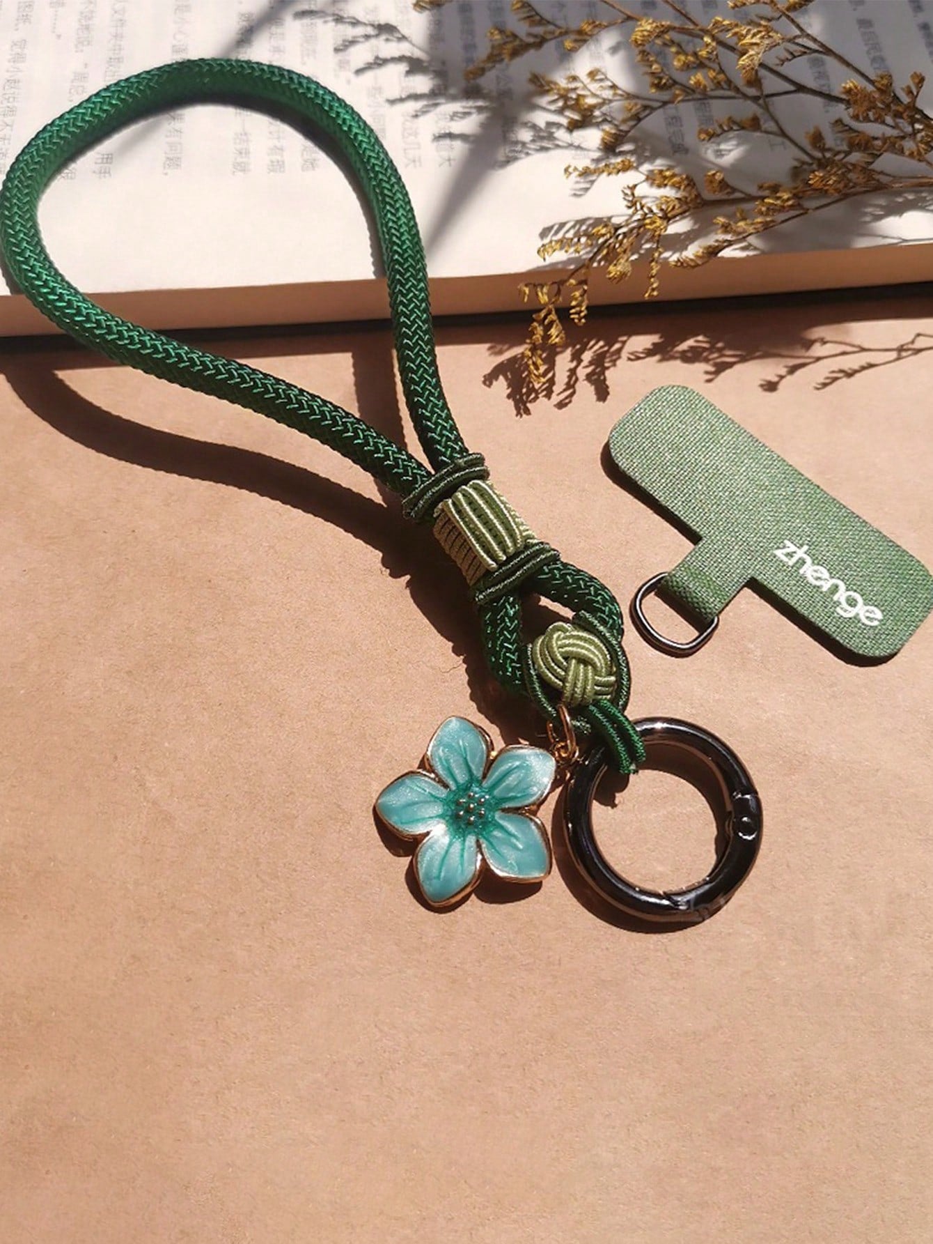1pc Elegant Floral Handmade Lanyard, Short Phone Strap, Wristlet, Keychain, USB Holder
