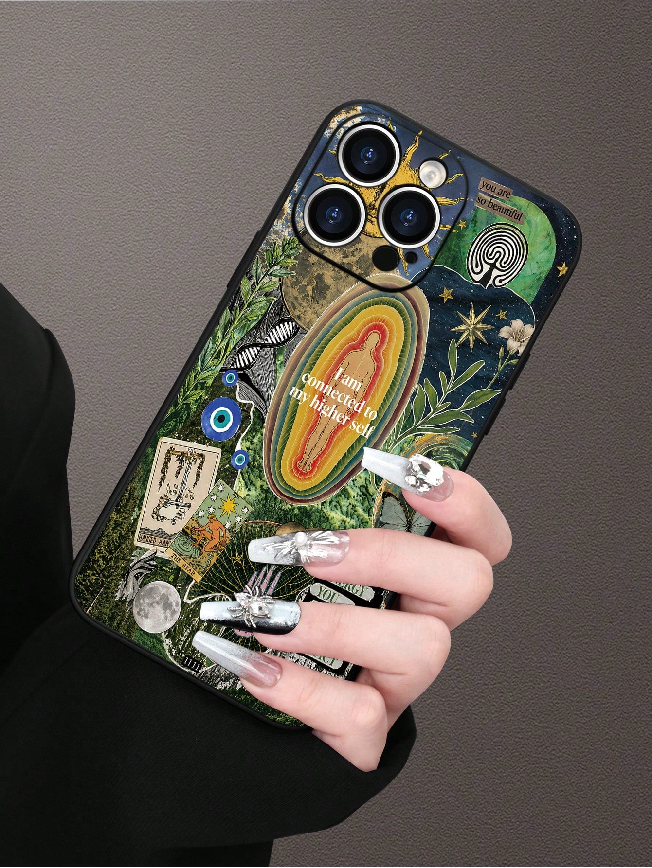 1pc Fashion Creative Personalized Spiritual Collage Style 2D Pattern Phone Case, For IPhone17/16/15/14/13/12/11 PLUS/PRO/PROMAX And Other Models, With Shockproof, Waterproof, Full Coverage Anti-Slip A