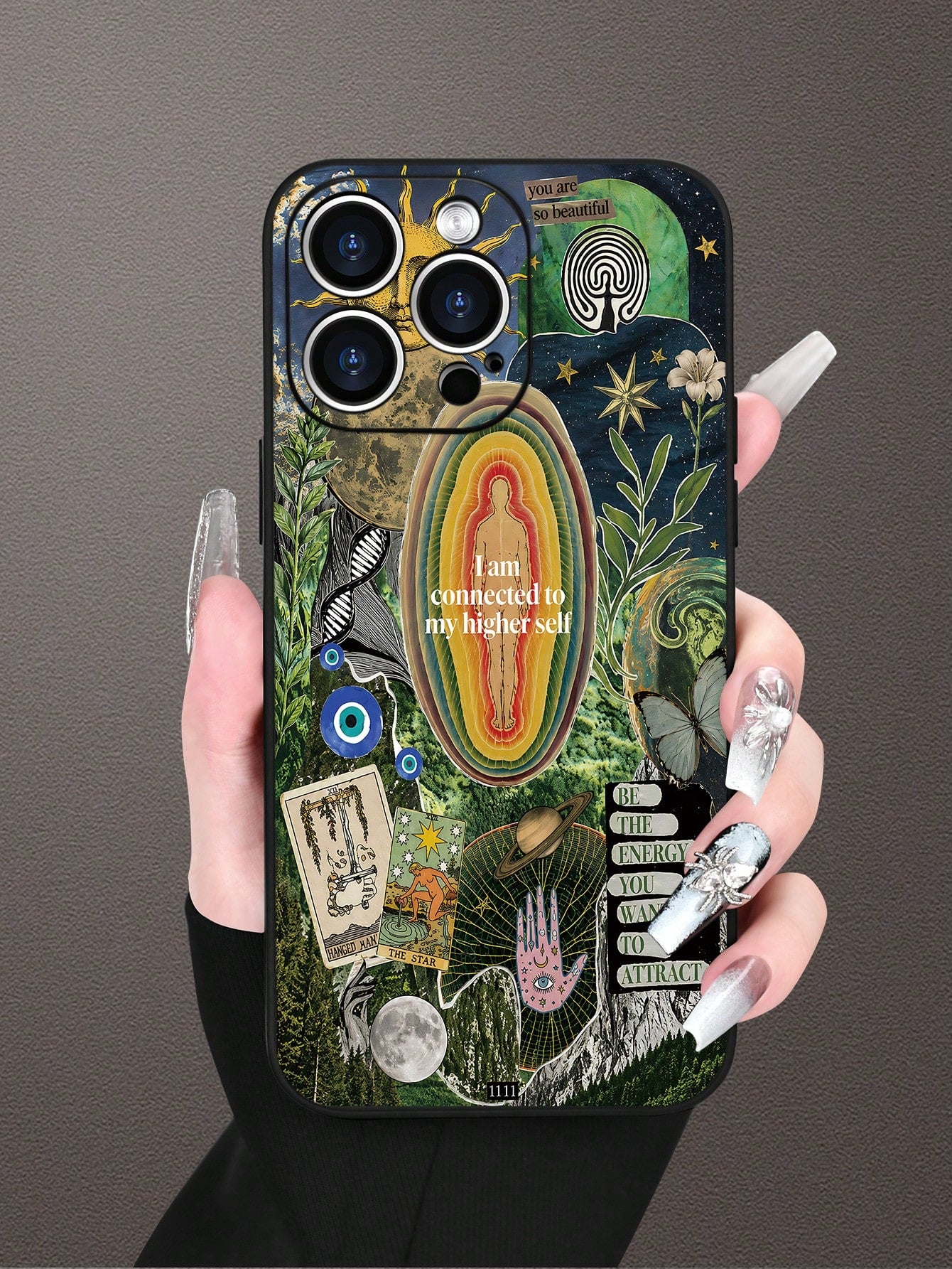 1pc Fashion Creative Personalized Spiritual Collage Style 2D Pattern Phone Case, For IPhone17/16/15/14/13/12/11 PLUS/PRO/PROMAX And Other Models, With Shockproof, Waterproof, Full Coverage Anti-Slip A