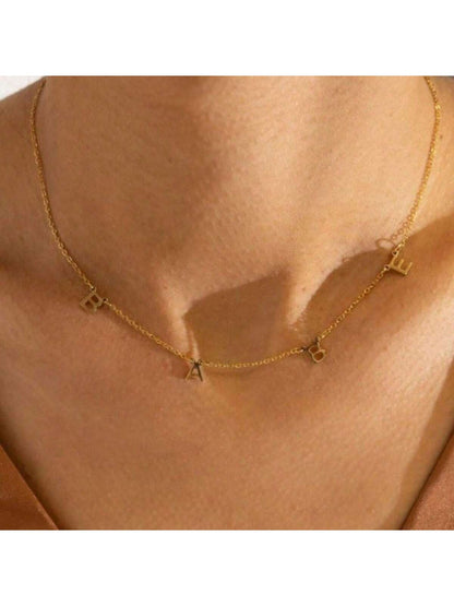 1pc Gold Silver Women's Personalized Letter Necklace Simple Choker Chain Custom Name Pendant Girl Gift Mom Stainless Steel Gold Plated English Letter Retro Fashion Hip Hop Sweet Cool (English Letter C