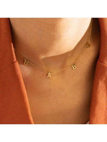 1pc Gold Silver Women's Personalized Letter Necklace Simple Choker Chain Custom Name Pendant Girl Gift Mom Stainless Steel Gold Plated English Letter Retro Fashion Hip Hop Sweet Cool (English Letter C