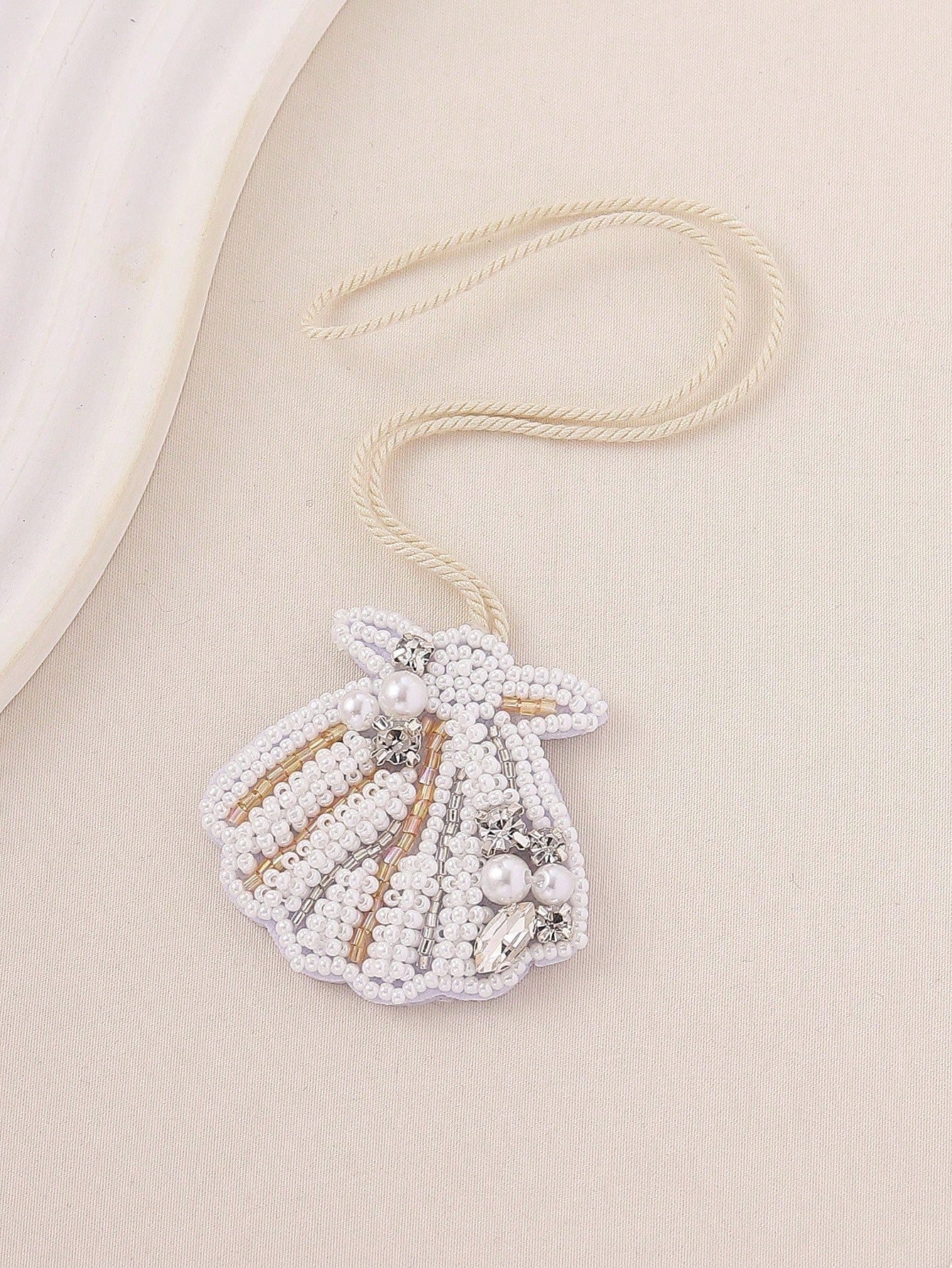 1pc Handmade Beaded Seashell Tassel Bag Charm, Bohemian Style, Suitable For Women's Casual, Beach, Holiday Wear, Mother's Day Gift. Handmade Shape May Vary Slightly. Accessories Charms For Bag Teacher