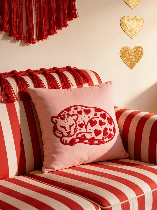 1pc Heart Leopard Decorative Pillow Cover, Soft & Breathable, Embroidered Craftsmanship, Without Pillow Insert, 17.7*17.7 Inches (45*45cm), Suitable For Dorm, Bedroom, Sofa, Bed, Great Gift For Loved