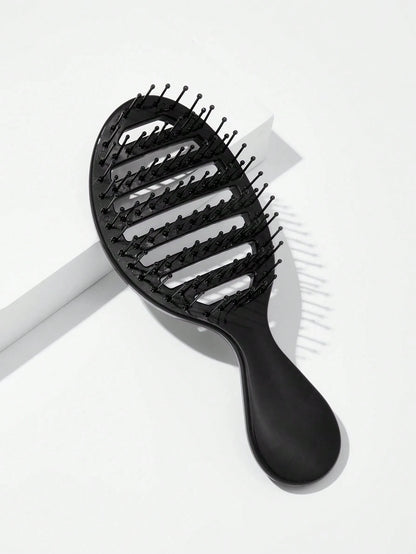 1pc Hollow Comb, Suitable For Wet & Dry Use, Plastic Material, Classic Solid Color Oval Handheld Hair Brush, Gift For Women, Hair Brush, Hairstyling Tool, Salon Hair Product And Accessory