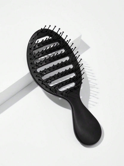 1pc Hollow Comb, Suitable For Wet & Dry Use, Plastic Material, Classic Solid Color Oval Handheld Hair Brush, Gift For Women, Hair Brush, Hairstyling Tool, Salon Hair Product And Accessory