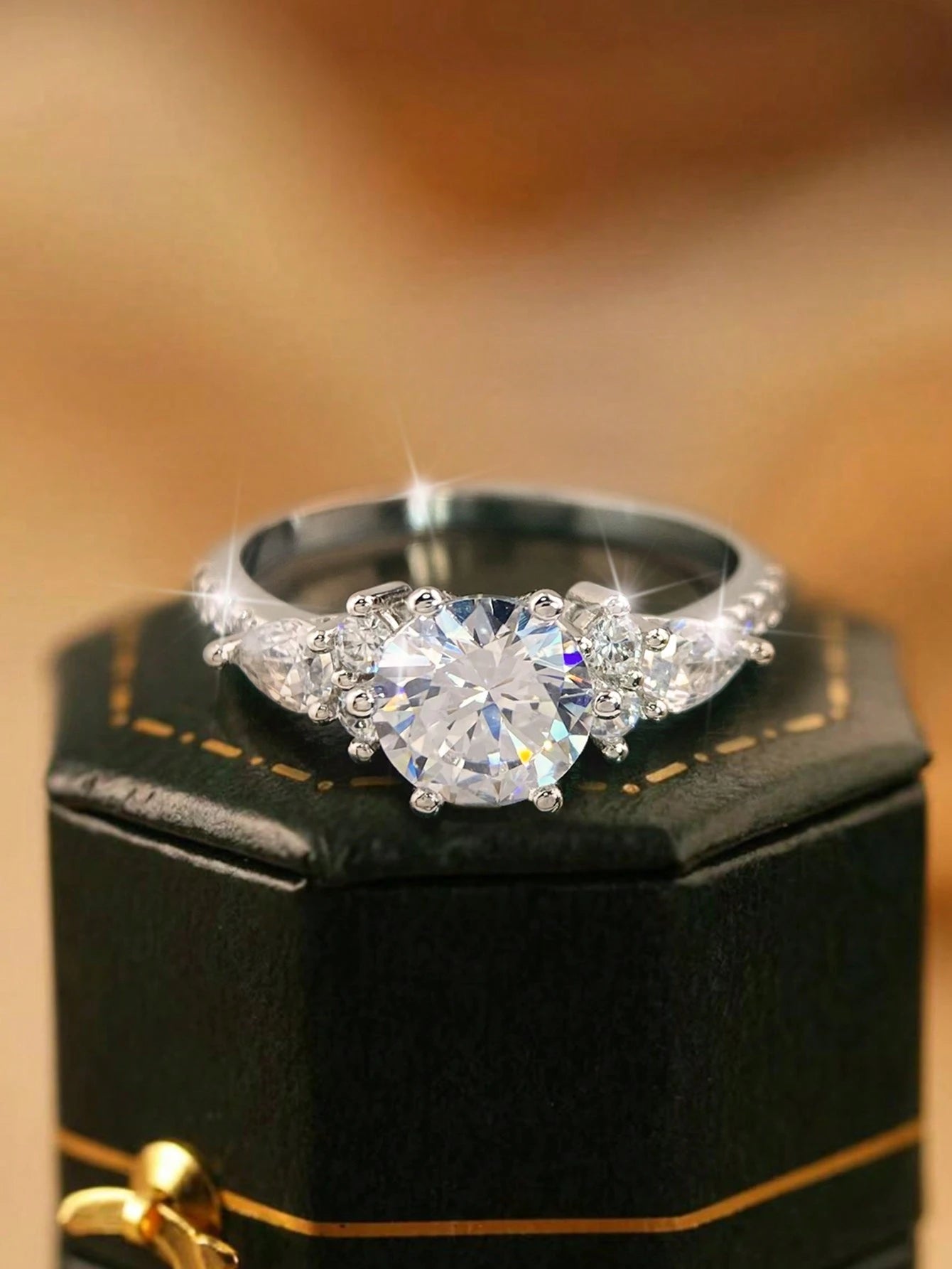 1pc Luxury Ring, Exquisite Women's Wedding Jewelry, S925 Sterling Silver Inlaid Glamorous Cubic Zirconia, Elegant Jewelry, Wedding Ring, Bridal Accessories, Engagement Ring, Promise Ring, Wedding Anni