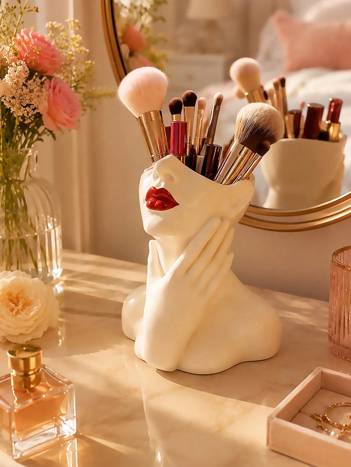 1pc Makeup Brush Storage Box- Elegant Red Lip And Face Makeup Organizer With Brush Holder, No Assembly Required, Suitable For Home, Salon And Office- Can Store Makeup Brushes, Eyebrow Pencils And Li