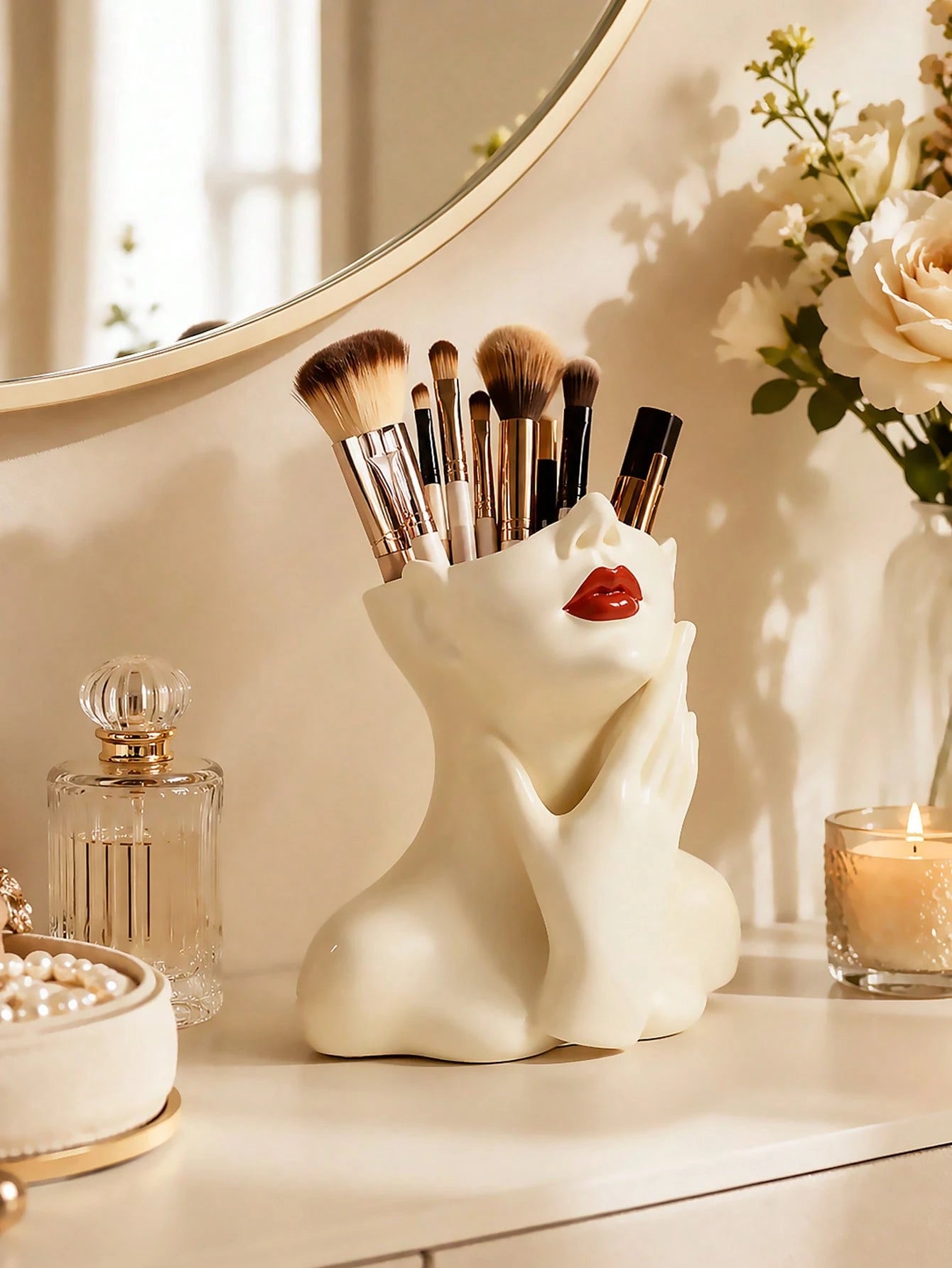 1pc Makeup Brush Storage Box- Elegant Red Lip And Face Makeup Organizer With Brush Holder, No Assembly Required, Suitable For Home, Salon And Office- Can Store Makeup Brushes, Eyebrow Pencils And Li