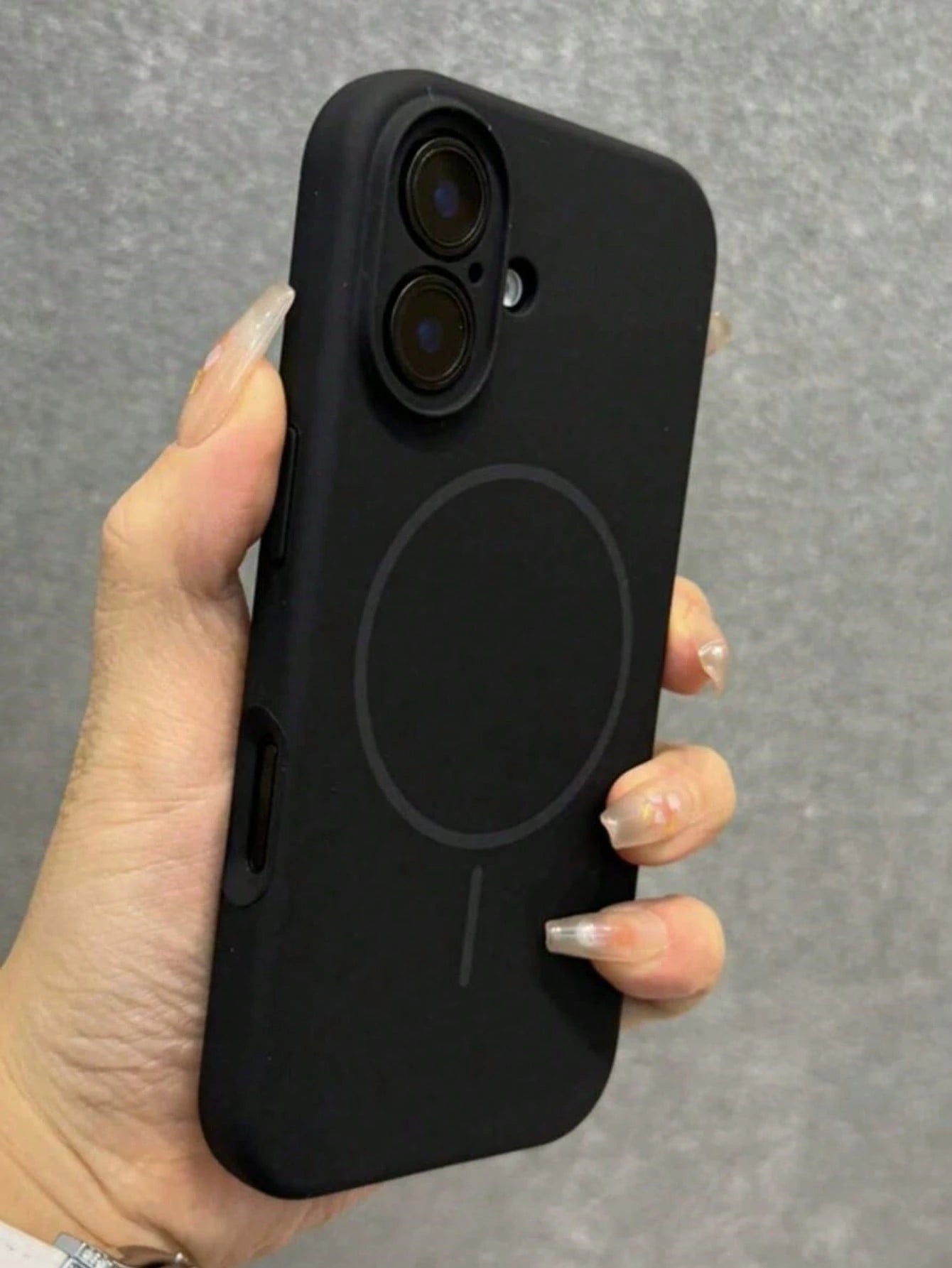 1pc Matte Liquid Silicone Minimalist Magnetic Phone Case, Compatible With IPhone 16/15/14/13/12 Pro Max Plus, Supports Wireless Charging, Soft Silicone Back Cover
