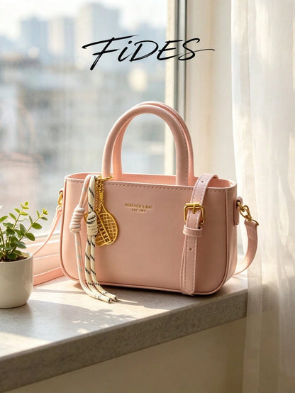 1PC New Oil Wax PU Women's Handbag With Exquisite Metal Letter Plaque, Comes With Woven Rope Gold Doll Charm, Adjustable Detachable Crossbody Strap, Compact Square Shape, Versatile Shoulder Crossbody