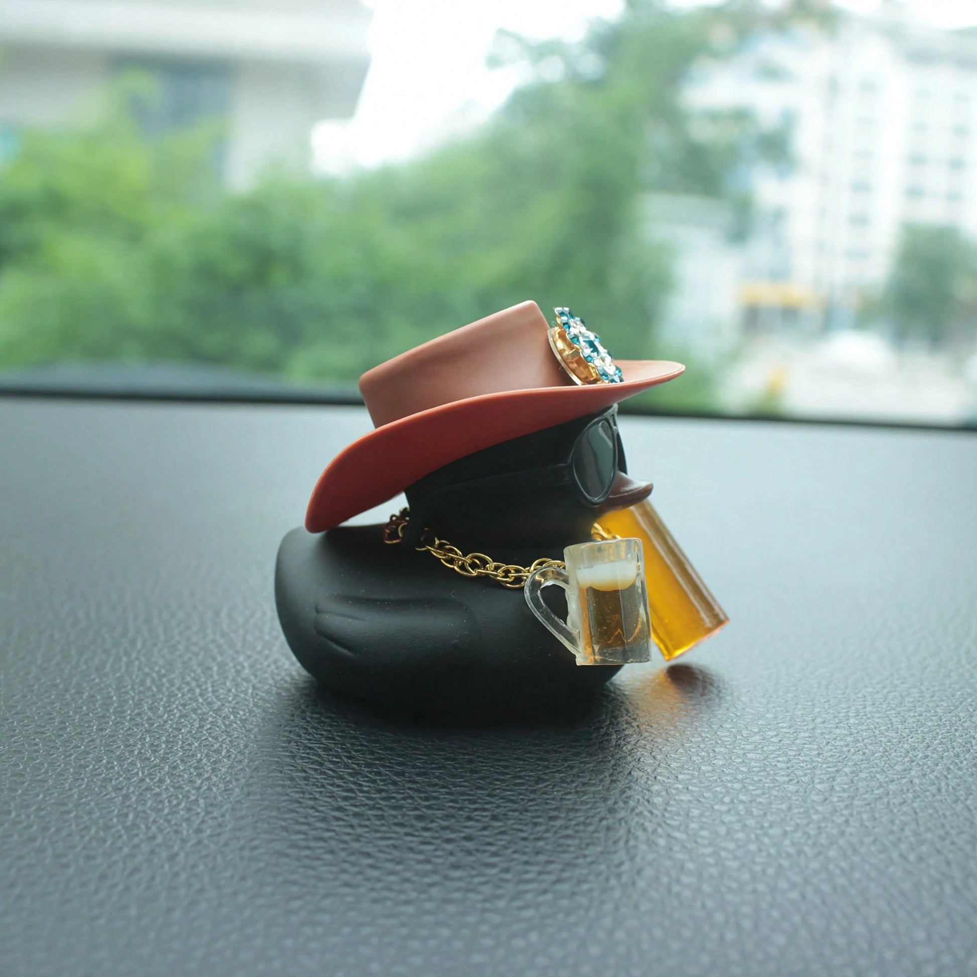 1pc Of Bar Duck Design Car Ornament, A Must-Have For Car Decoration, Suitable For Party Style, Automotive Accessories, And Motorcycle Or Bicycle Decor