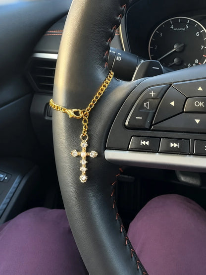 1pc Pearl Cross Steering Wheel Pendant, Elegant Religious Cross Pendant Car Interior Ornament, Stylish Auto Accessory, Ideal Birthday & Couple Gift For Drivers