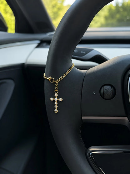 1pc Pearl Cross Steering Wheel Pendant, Elegant Religious Cross Pendant Car Interior Ornament, Stylish Auto Accessory, Ideal Birthday & Couple Gift For Drivers