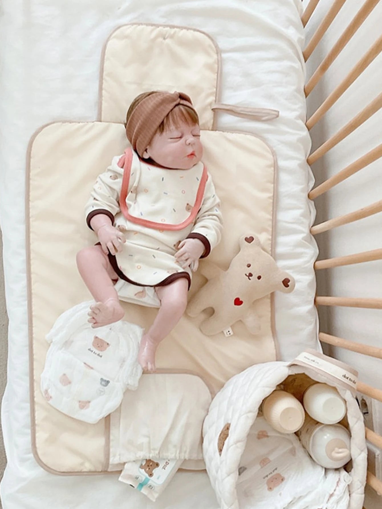 1pc Portable Waterproof & Comfortable Baby Changing Pad, Suitable For Outdoor Use, Diaper Changing Station, And Crib Mattress