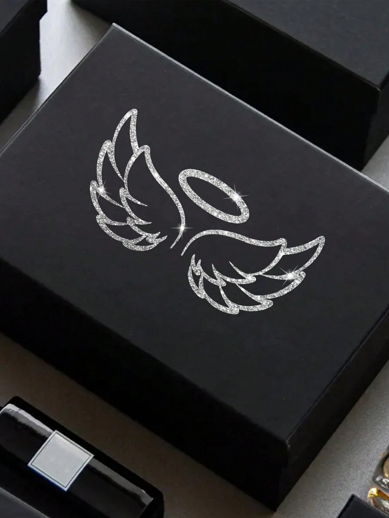 1pc Shiny Crystal Angel Wings Vinyl Decal Sticker- Suitable For Cars, Trucks, Windows, Walls, Cups, Laptops, Etc.