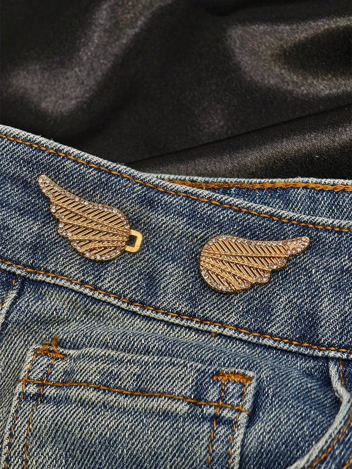 1pc Shiny Wing Shaped Waist Buckle, Metal Alloy Adjustable Clip For Jeans, Detachable & Without Nailing